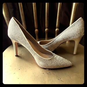 Sz 10 Antonio Melani Gold Shimmer Pumps.  Worn 1x